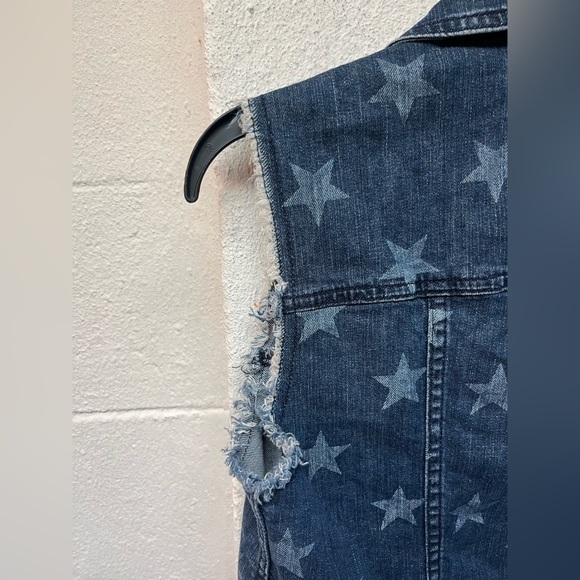 Rock & Republic Blue Denim Vest - Picture 6 of 6